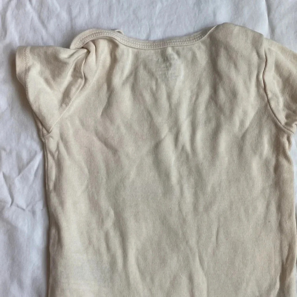 Carter’s My First Easter two piece set 9 months - Picture 6 of 10